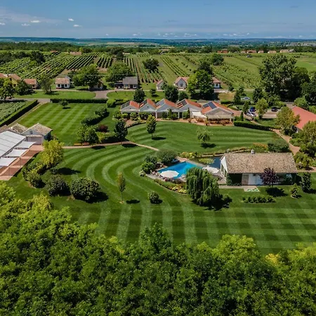 Πανσιόν Paskom