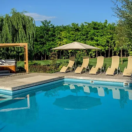 Páskom Vendégház Lajoskomárom