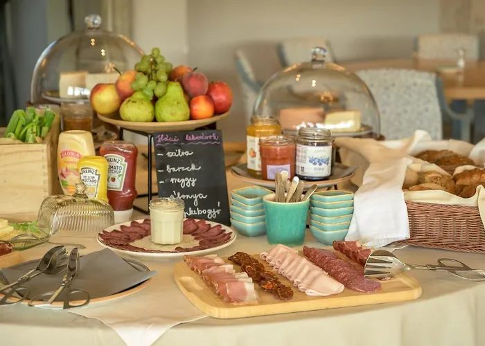 Paskom Lajoskomárom