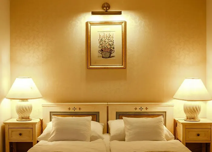 Konukevi Paskom Lajoskomárom